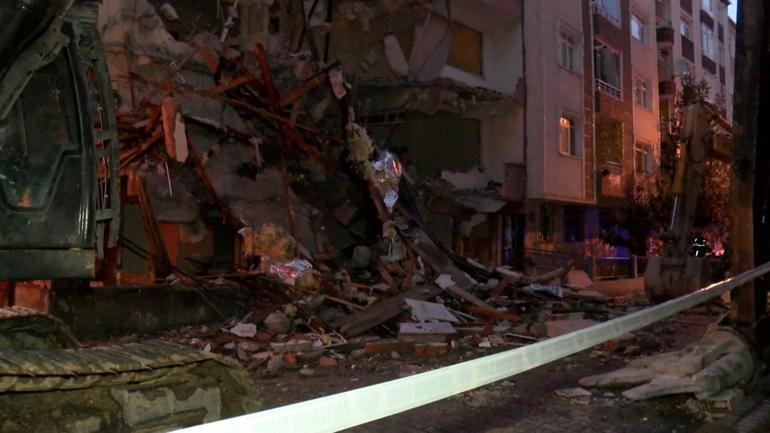 Bahçelievlerde 6 katlı bina yıkılırken bitişiğindeki apartman hasar gördü