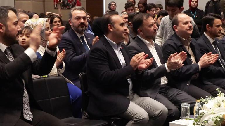 Bakan Kacır: Türkiyenin gök kubbesini bir çelik kubbe ile donatalım istiyoruz