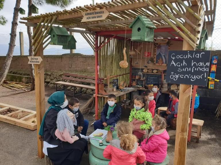 Osmaniyeli Rumeysa öğretmen, dünyanın en iyi 50 öğretmeni arasına girdi