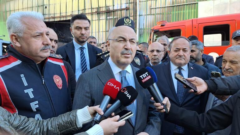 Adanada geri dönüşüm tesisinde yangın