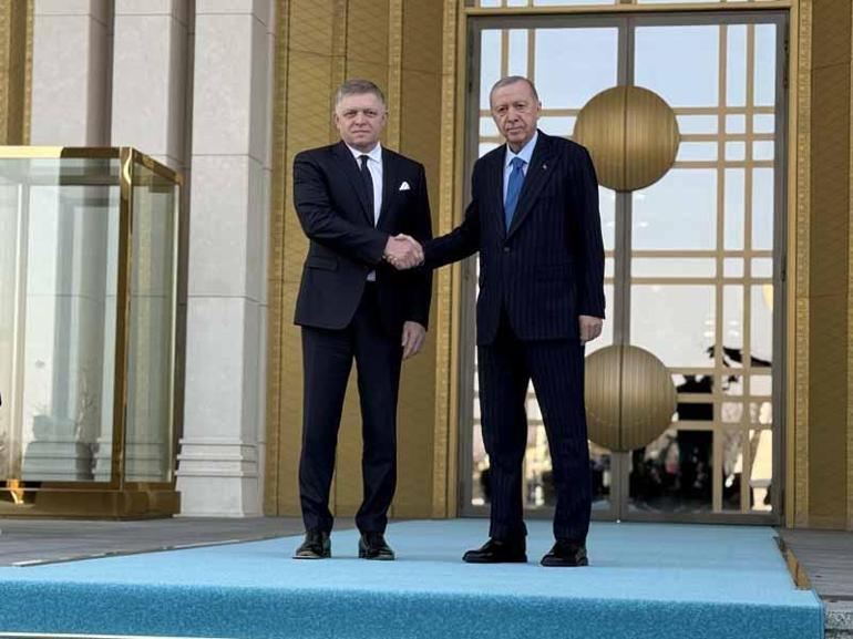 Cumhurbaşkanı Erdoğan, Slovakya Başbakanı Ficoyu resmi törenle karşıladı