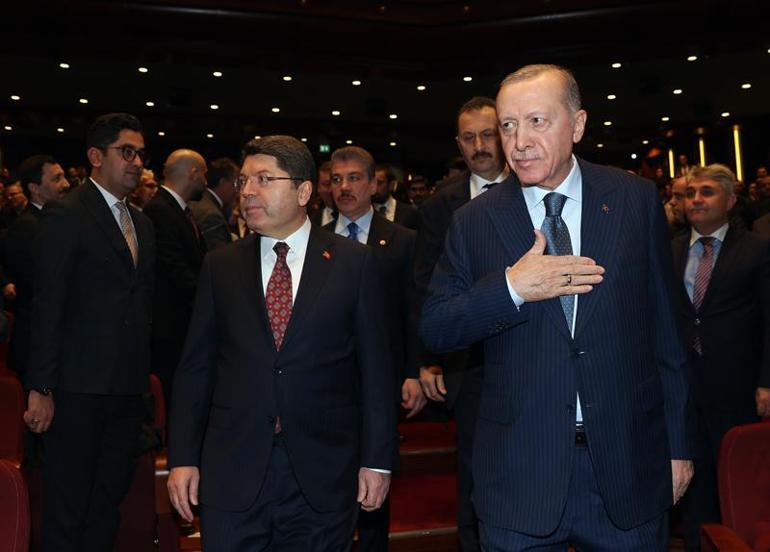 Cumhurbaşkanı Erdoğan: Kimse yargı camiamıza parmak sallayamaz