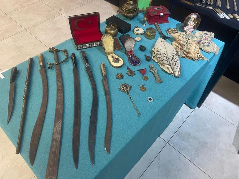 Tarihi eser kaçakçılığı operasyonu; 1,5 milyon TL değerinde 243 eser ele geçirildi