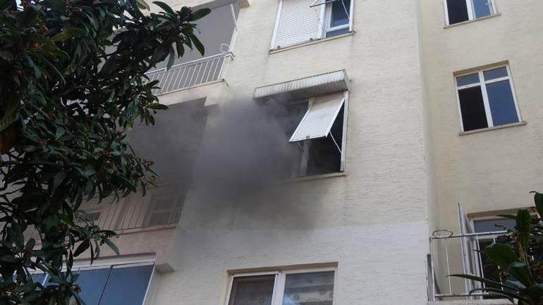 Yangında mahsur kalan komşuları için gözyaşı döktü