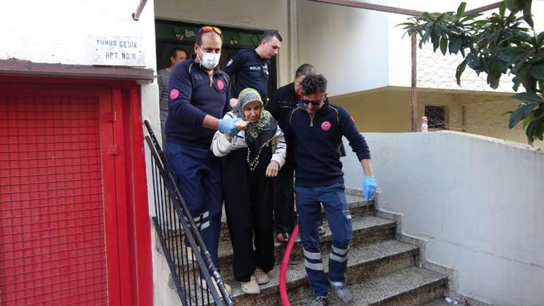 Yangında mahsur kalan komşuları için gözyaşı döktü