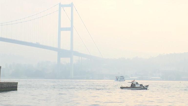 İstanbul Boğazında gemi trafiği çift yönlü durduruldu