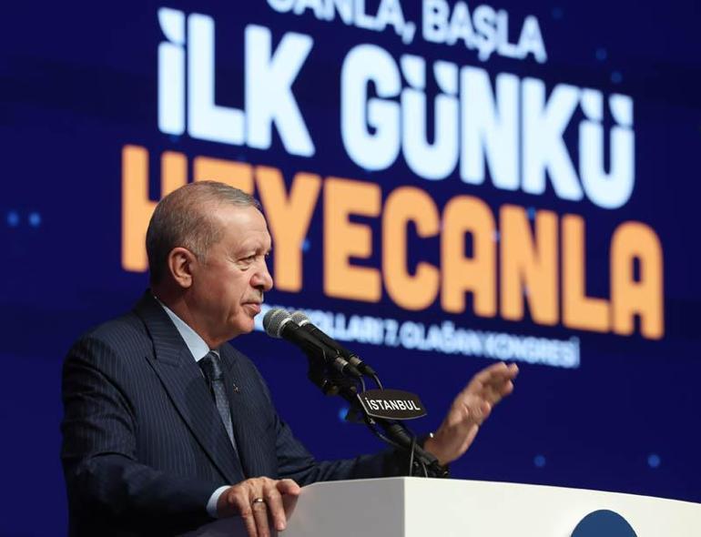 Cumhurbaşkanı Recep Tayyip Erdoğan, Ak Parti Kadın Kolları 7. Olağan Kongresine katıldı