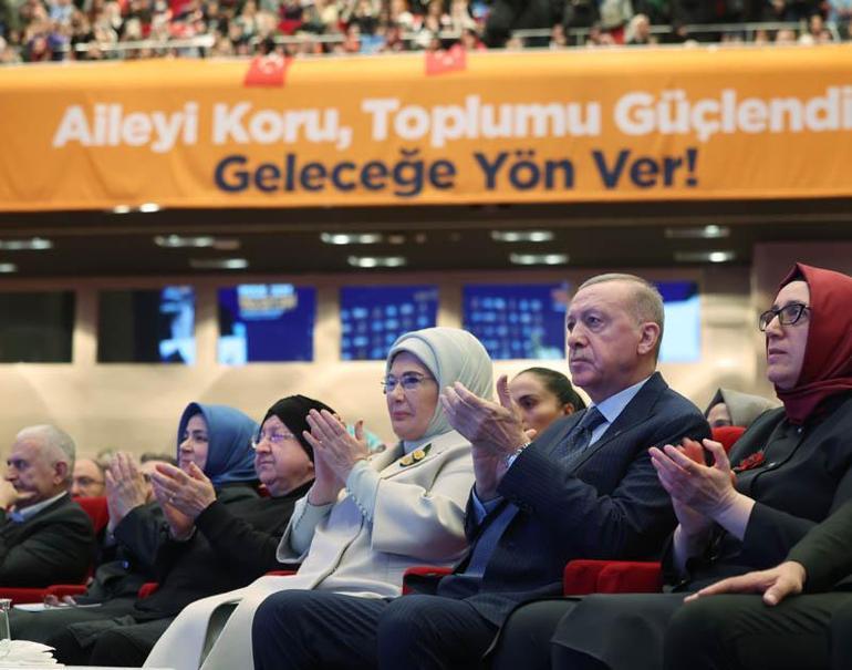 Cumhurbaşkanı Recep Tayyip Erdoğan, Ak Parti Kadın Kolları 7. Olağan Kongresine katıldı