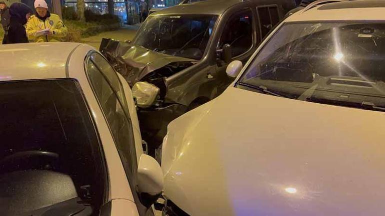 Bursa’da ehliyetsiz iki sürücünün karıştığı kazada 3 kişi yaralandı