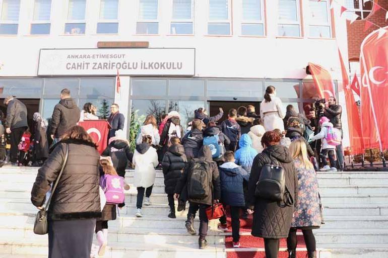 Ankarada yarıyıl tatili sonrası ilk ders zili çaldı