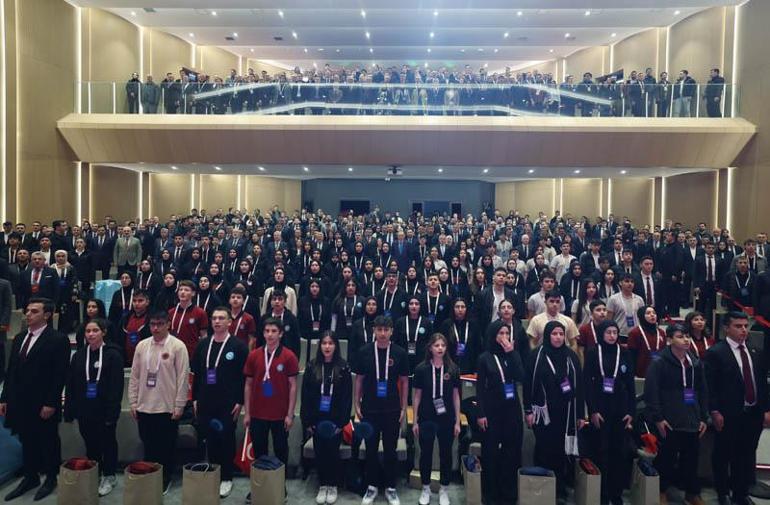 Cumhurbaşkanı Erdoğan: 2025 yılında bin 381 engelli öğretmenimizin atamasını yapıyoruz