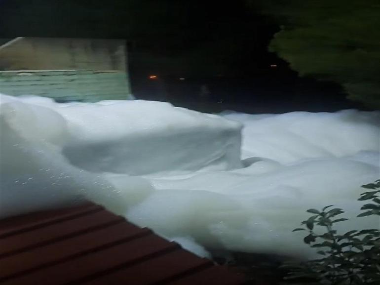 Yalova’da içme suyundaki köpüklenmeye ilişkin soruşturma; muhtarın aracının görüntüsü ortaya çıktı