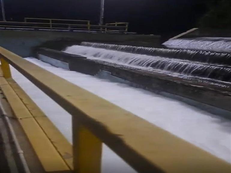 Yalova’da içme suyundaki köpüklenmeye ilişkin soruşturma; muhtarın aracının görüntüsü ortaya çıktı