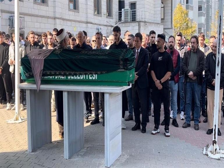 Cinayete tanık olan kardeşler, annelerini öldüren babalarından şikayetçi oldu