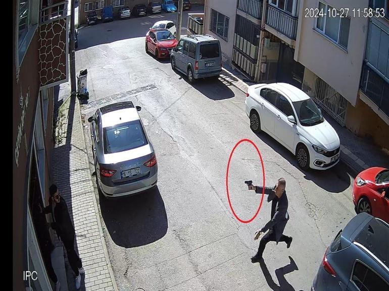 Cinayete tanık olan kardeşler, annelerini öldüren babalarından şikayetçi oldu