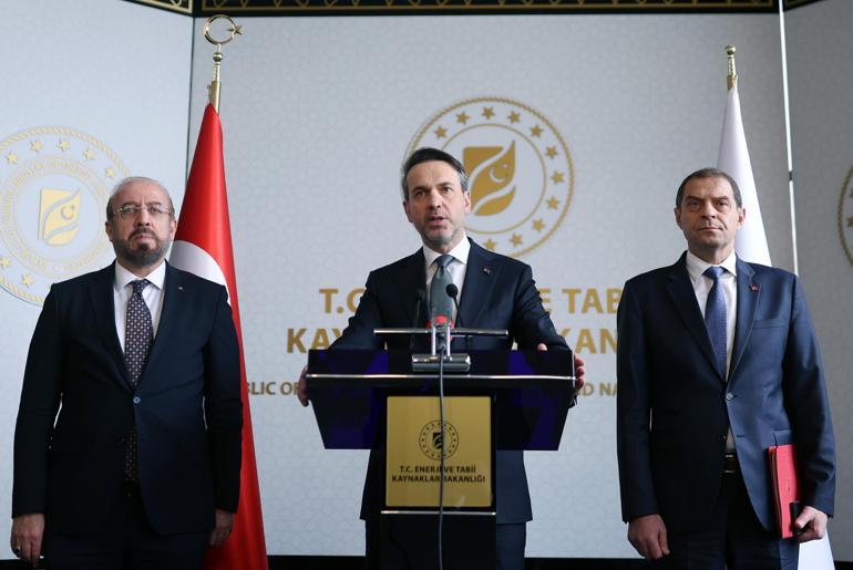 Bakan Bayraktar: Güneş yatırımımız yaklaşık 500 milyon dolarlık bir yatırım