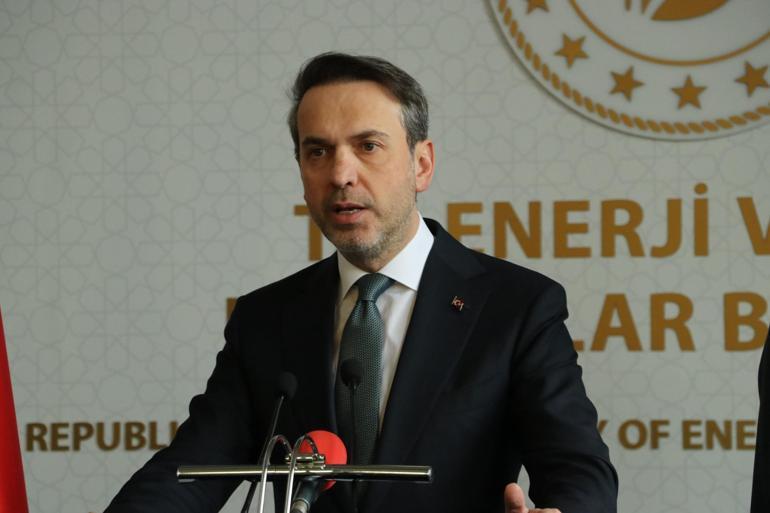 Bakan Bayraktar: Güneş yatırımımız yaklaşık 500 milyon dolarlık bir yatırım