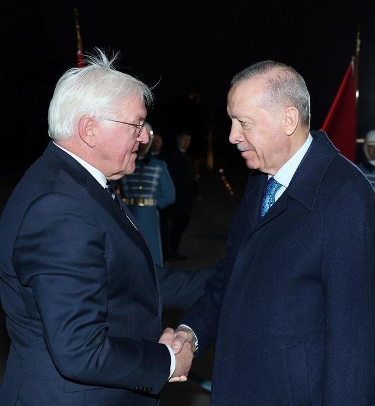 Cumhurbaşkanı Erdoğan, Alman mevkidaşı Steinmeier ile bir araya geldi