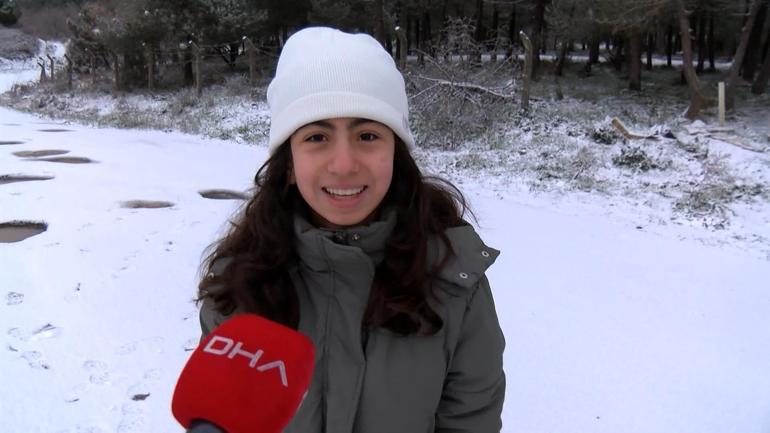 Kartal Aydosta çatılar beyaza büründü