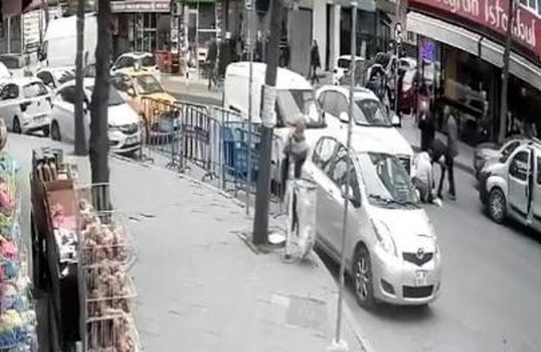 Avcılarda yolun karşısına geçmeye çalışan kadına otomobil çarptı; kaza kamerada