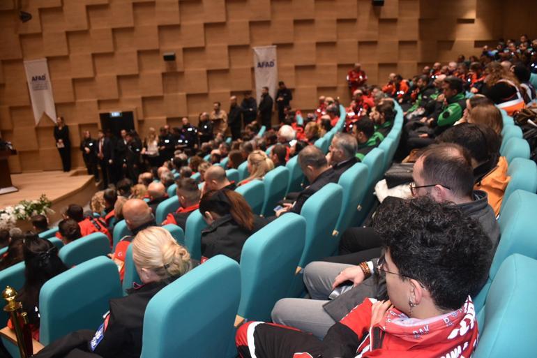 İzmir Valisi Elban: Kentteki yapı stokunun yüzde 70’i sorunlu