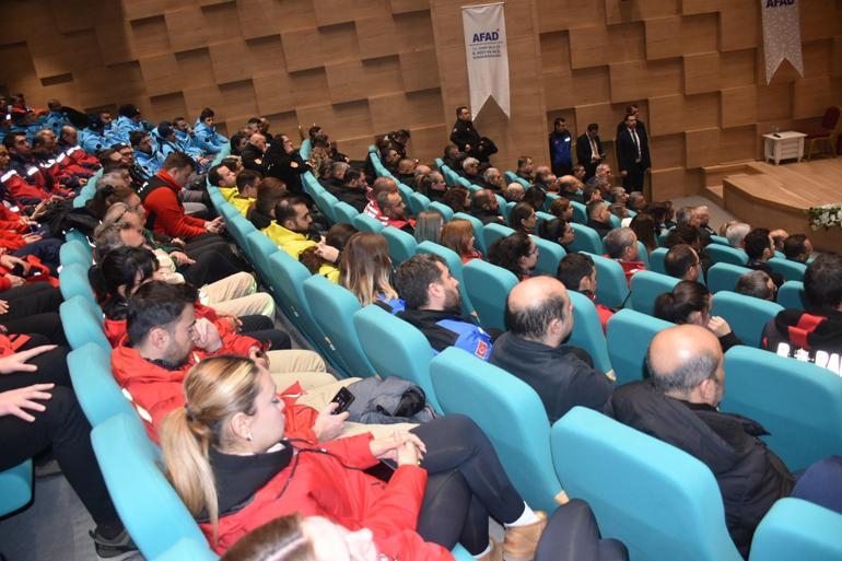 İzmir Valisi Elban: Kentteki yapı stokunun yüzde 70’i sorunlu