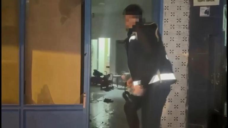 İstanbulda silah imalatı ve ticareti yapanlara operasyon: 3 gözaltı