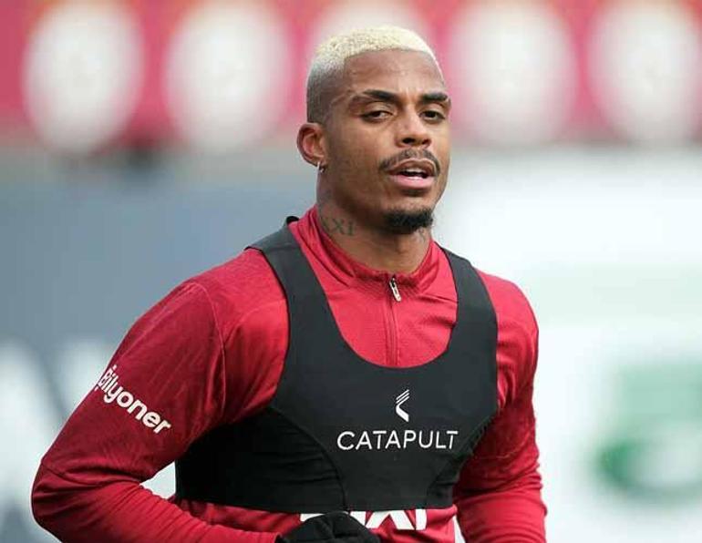 Galatasarayda Lemina ve Cuesta ilk idmanına çıktı