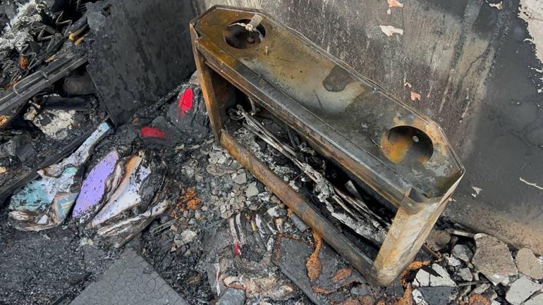 Başakşehirde yangında ölen Nazlıcanın babası: Bizi kurtardı ama kendisini feda etti