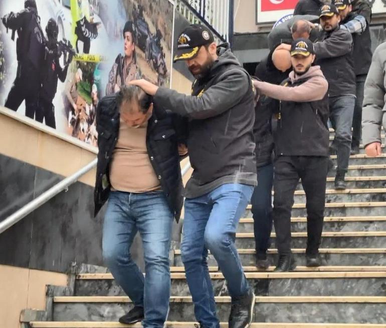 Ucuz otomobil satma vaadiyle dolandırıcılık yapan 10 kişi gözaltına alındı