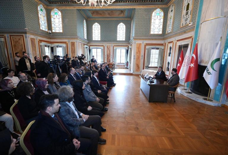 Bakan Tekin: Her açıdan bağımsız bir gençlik için el ele güzel şeyler yapacağız