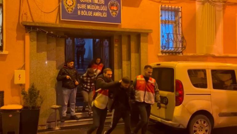 Gaziosmanpaşa’da silah ticareti operasyonu: 12 tabanca ele geçirildi