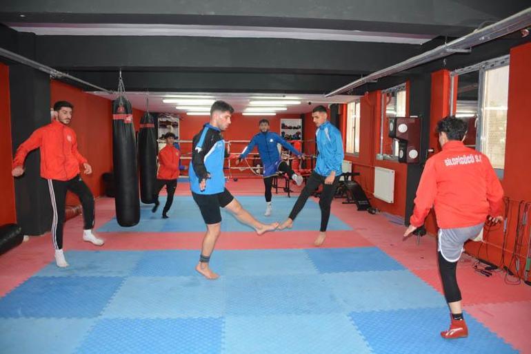 Silopili Wushu sporcuları Türkiye Şampiyonası için yola çıktı