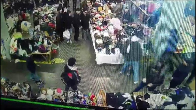 Kadıköyde bıçaklı saldırıya uğrayan İtalyan şefin oğlu hayatını kaybetti