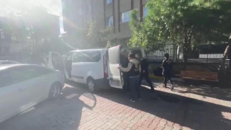 Ataşehirde yoğun bakımdaki hastaya eziyet eden hemşirelerin yargılanmasına başlandı