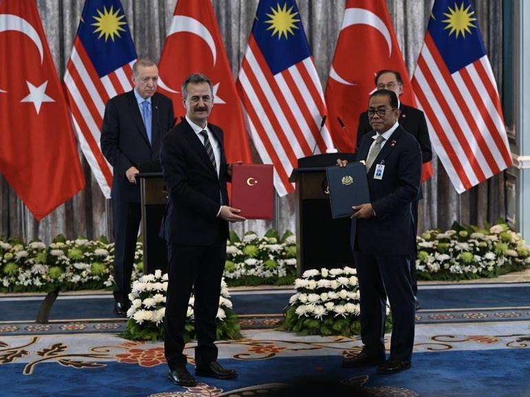 Türkiye ve Malezya’dan savunma sanayiinde 3 anlaşma