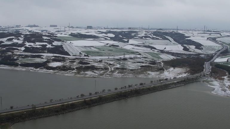 Arnavutköy beyaza büründü