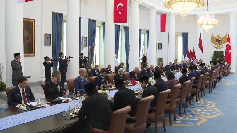 Cumhurbaşkanı Erdoğan, Endonezyada Yüksek Düzeyli Stratejik İşbirliği Konseyi İlk Toplantısına katıldı