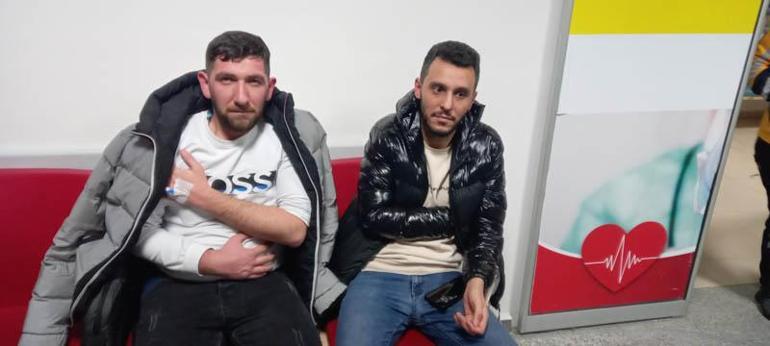 İşçi servis midibüsü buzlanan yolda devrildi: 15 yaralı