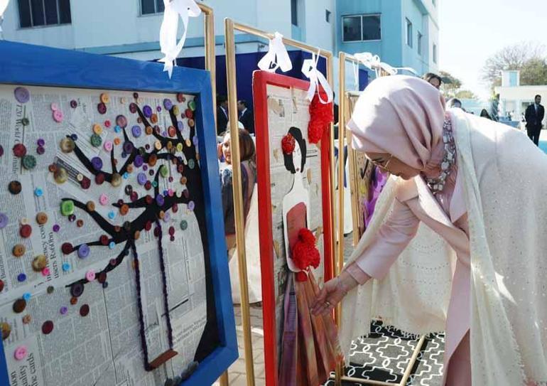 Emine Erdoğan, İslamabad’da Pak-Türk Maarif Uluslararası Okulları’nı ziyaret etti