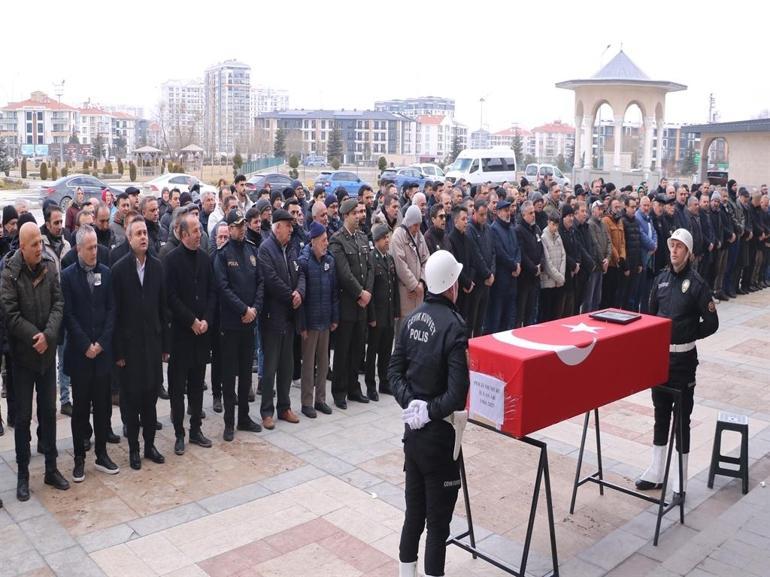 İspanyada yaşamını yitiren polis memuru, Afyonda toprağa verildi