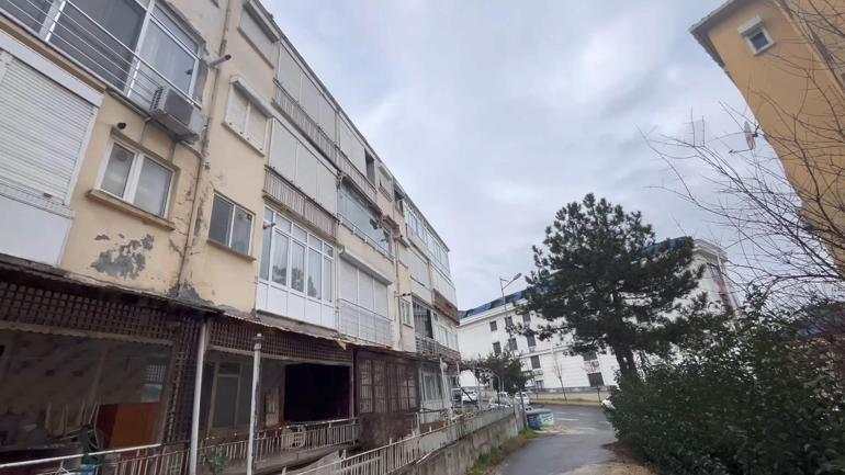 Büyükçekmecede daire kapısında silahla öldürüldü: 5 gözaltı