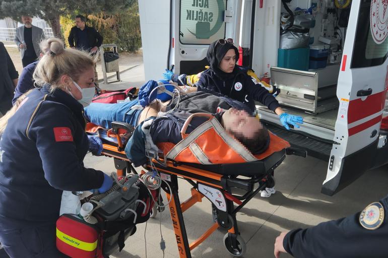 Dekan yardımcısı, kendisini vuran öğrenciyi sakinleştirmek için odasına çağırmış