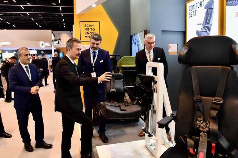 Savunma Sanayii Başkanı Görgün IDEX 2025te temaslarını sürdürüyor