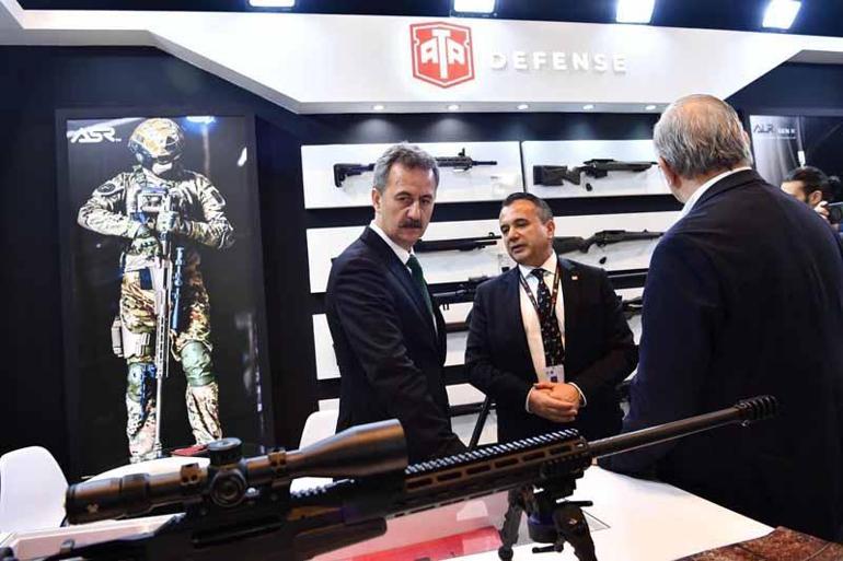 Savunma Sanayii Başkanı Görgün IDEX 2025te temaslarını sürdürüyor