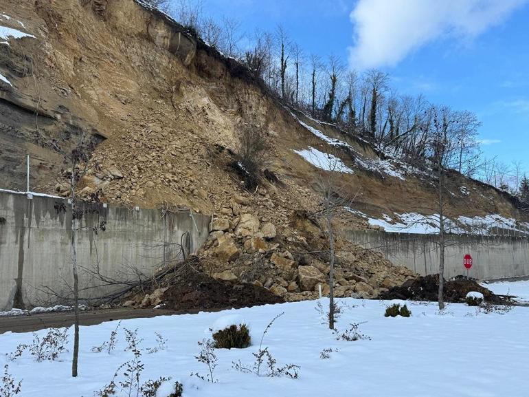 Orduda heyelan; o anlar kamerada