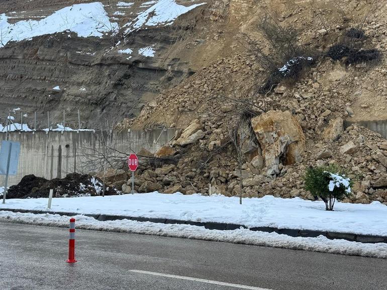 Orduda heyelan; o anlar kamerada