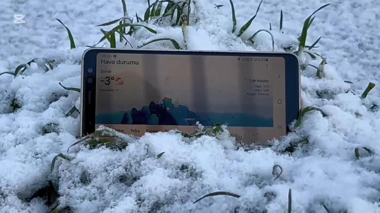 İstanbulda kar yağışı aralıklarla etkisini sürdürüyor