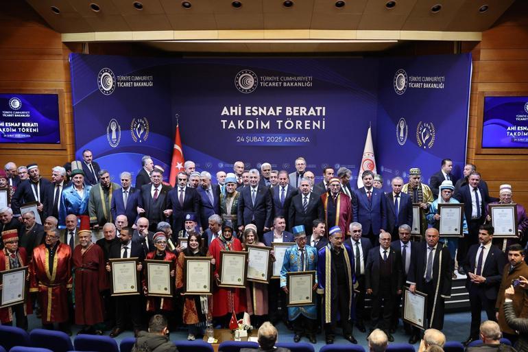 Bakan Bolat: Aylık gıda enflasyonunun Ocak 2025in altında gelmesini bekliyoruz