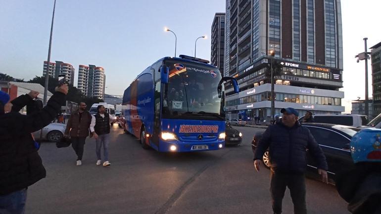 Çeyrek finale kalan İskenderunspor, kentte coşkuyla karşılandı